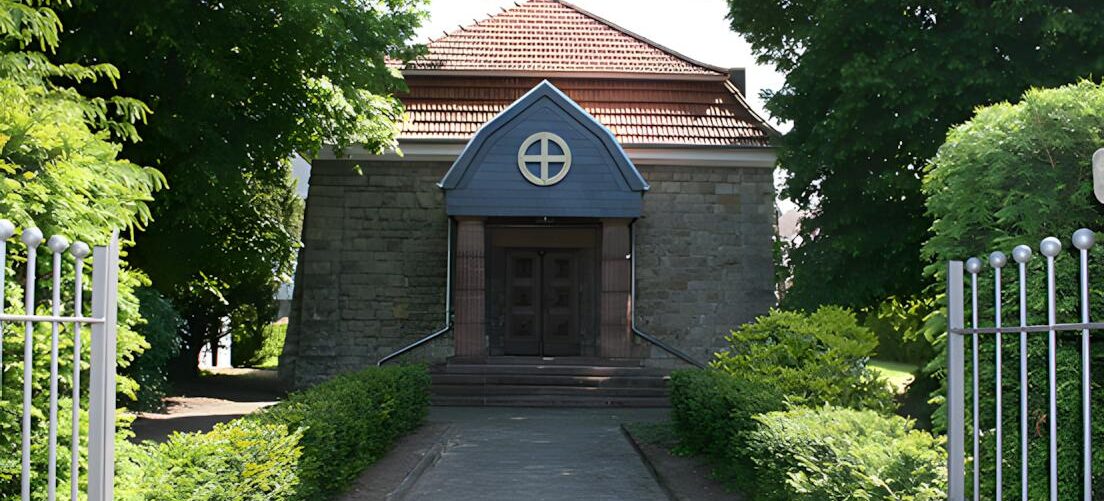 Eingang der Weihehalle